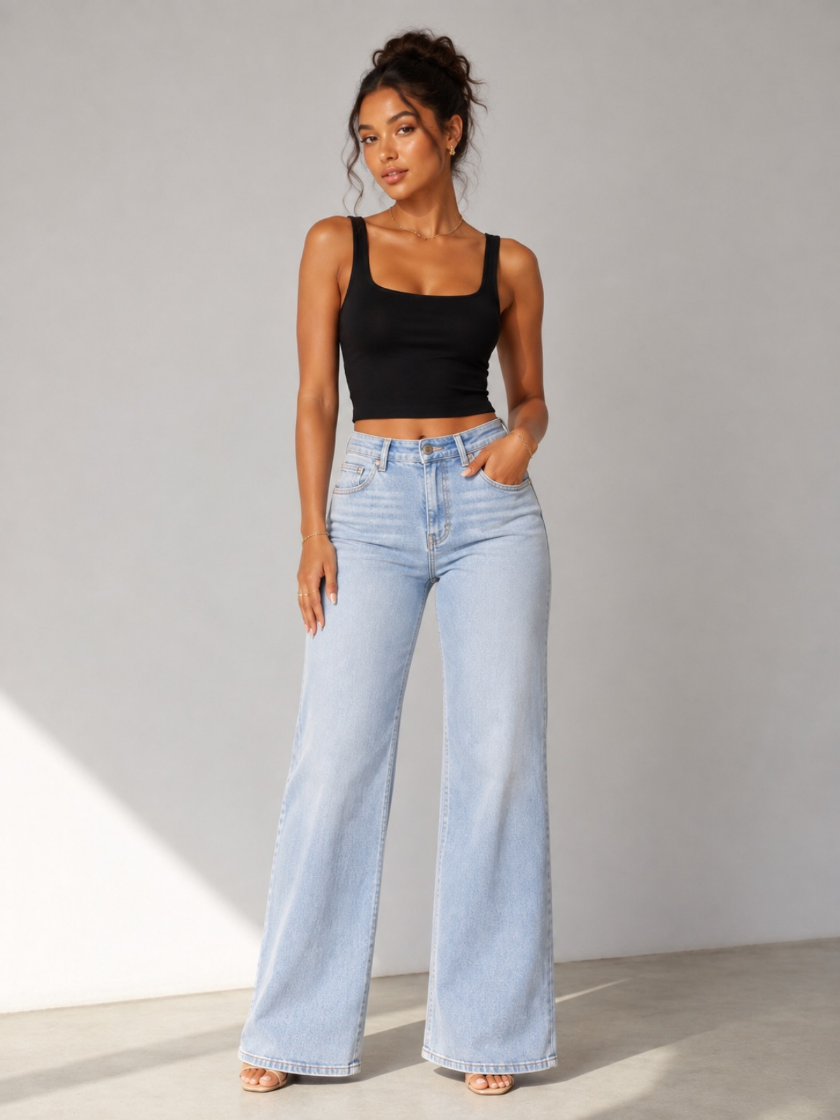 Mid-Rise Sculpt Jeans Light Blue Wash S, Light Blue Wash M, Light Blue Wash L, Light Blue Wash XL