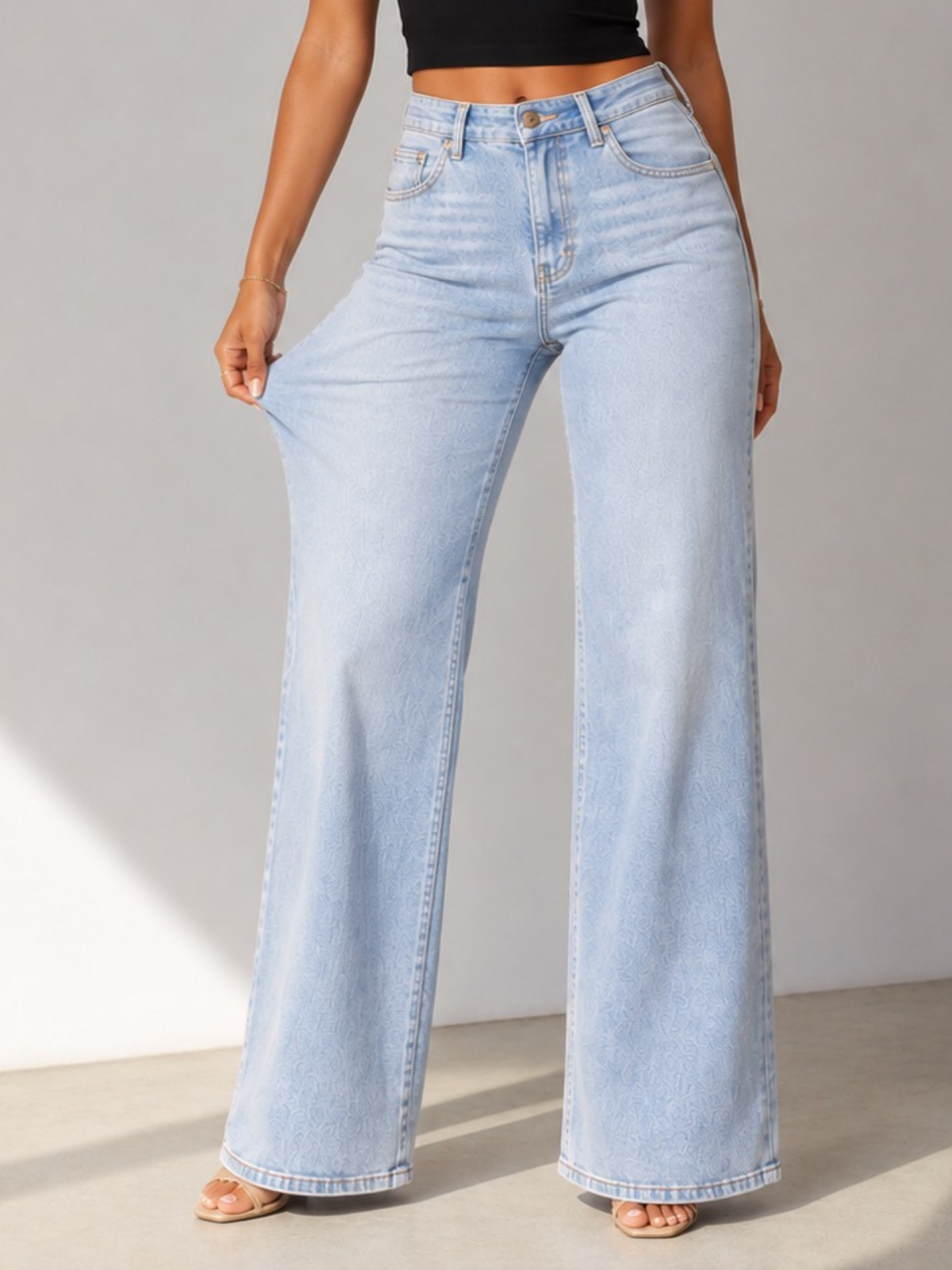 Mid-Rise Sculpt Jeans Light Blue Wash S, Light Blue Wash M, Light Blue Wash L, Light Blue Wash XL